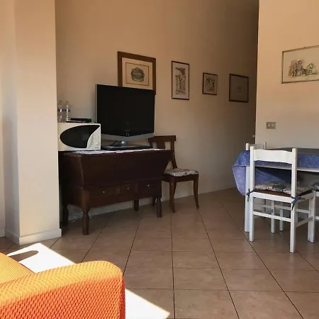 公寓 Casa Valentino 4 P.l. Very Close To The Beaches 圣雷默